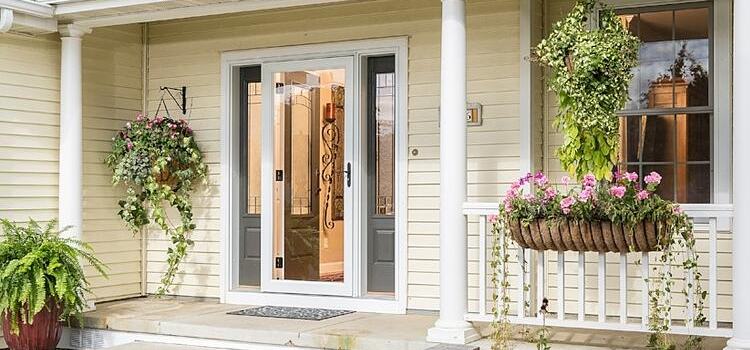 screen door installation in Sanger